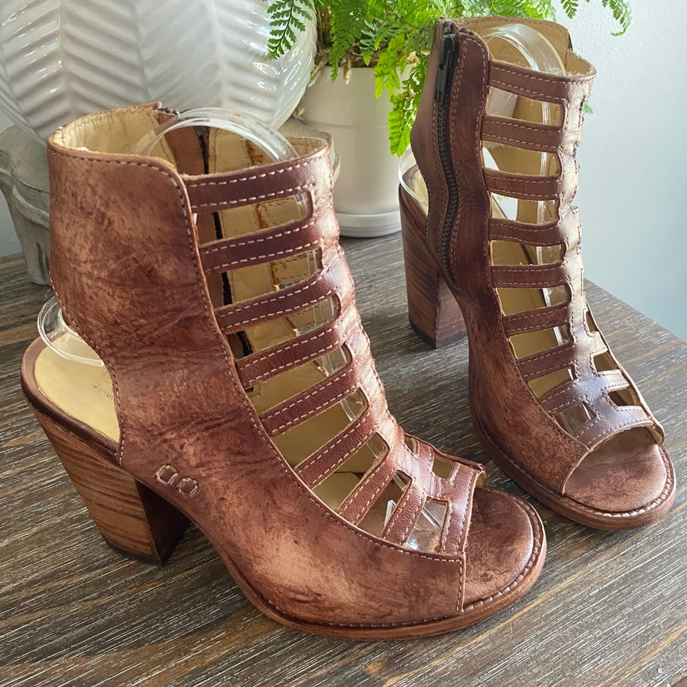 Bed|Stu Boho Occam Distressed Leather Caged Heeled Boots Sandals Womens 7 Tan - Picture 6 of 12